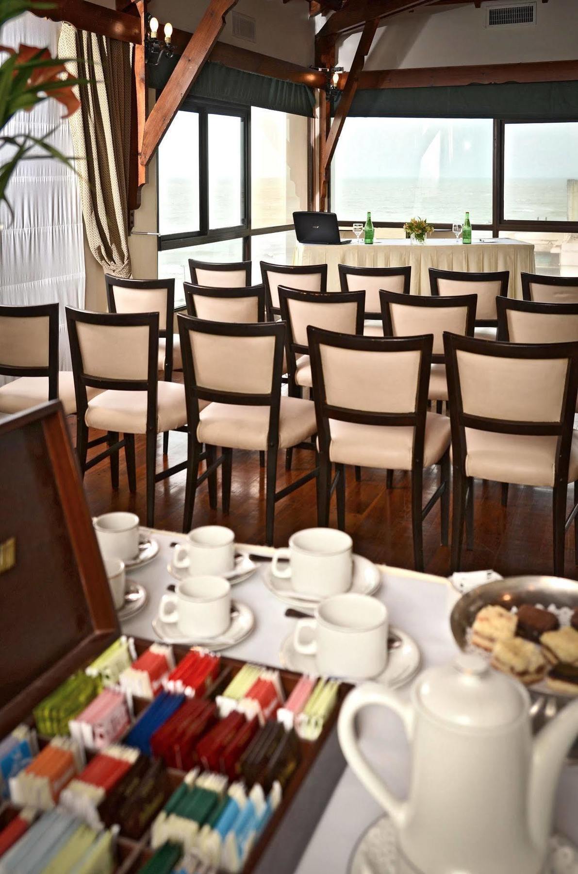 Hotel Presidente Mar del Plata Kültér fotó